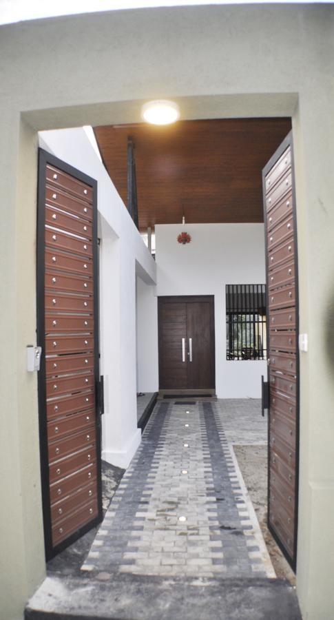 M&M Residence Κάντι Εξωτερικό φωτογραφία
