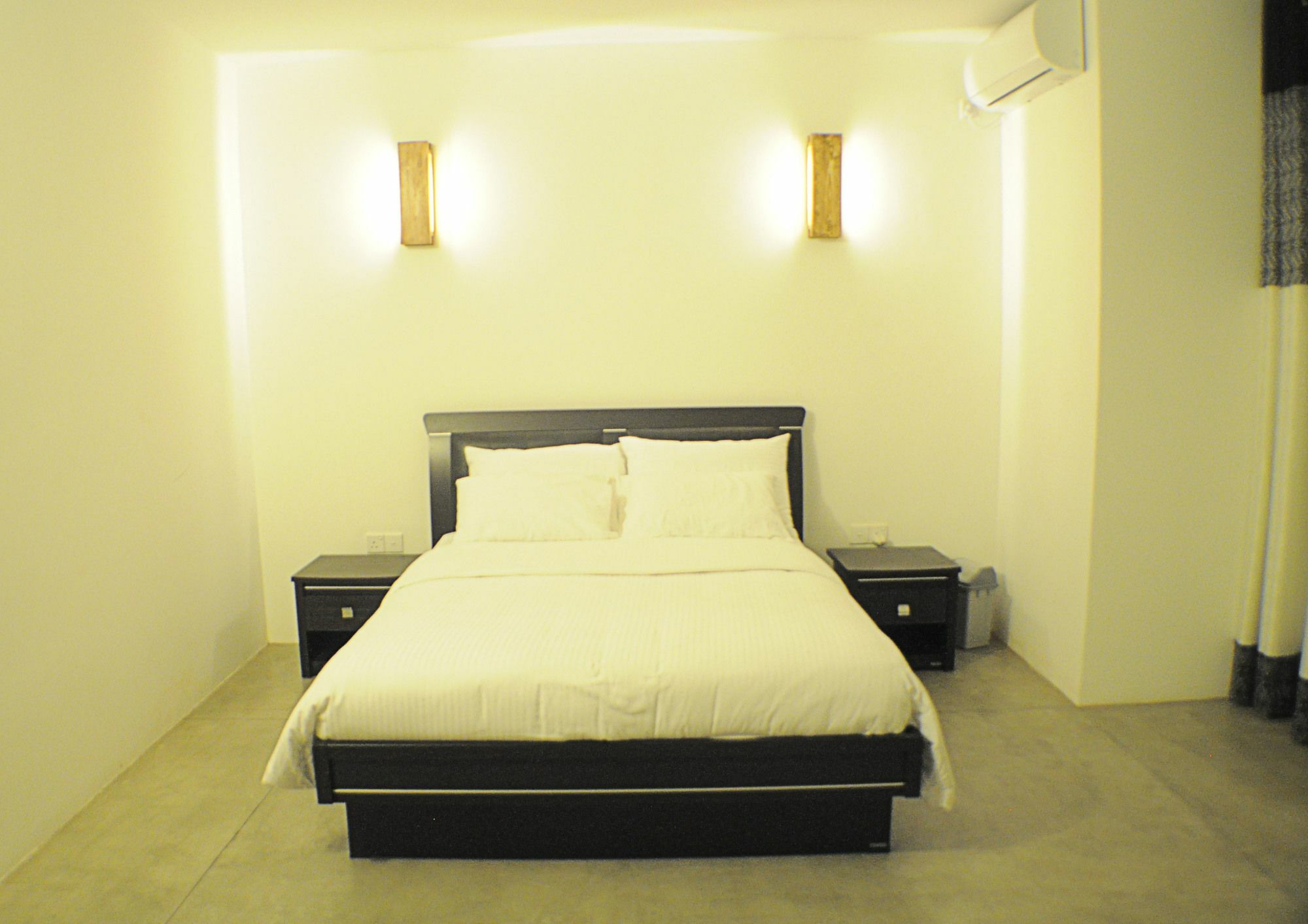 M&M Residence Κάντι Εξωτερικό φωτογραφία